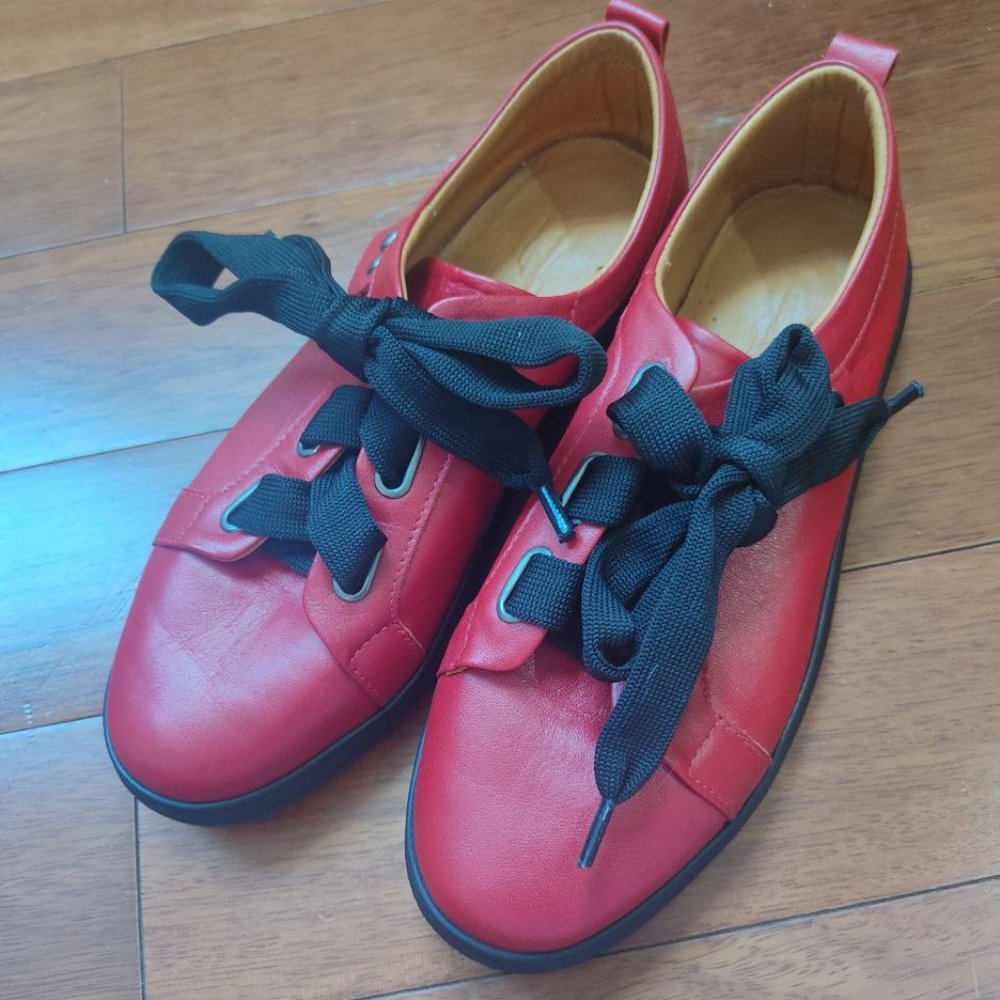 Low Top Sneakers on low heels